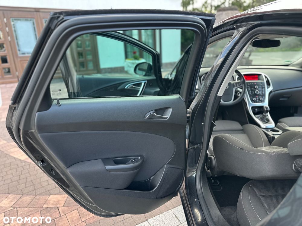 Opel Astra - 27