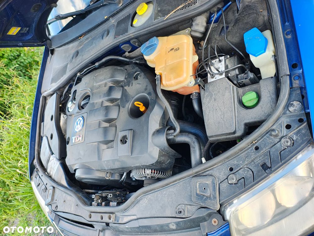 Volkswagen Passat 1.9 TDI Comfortline - 19