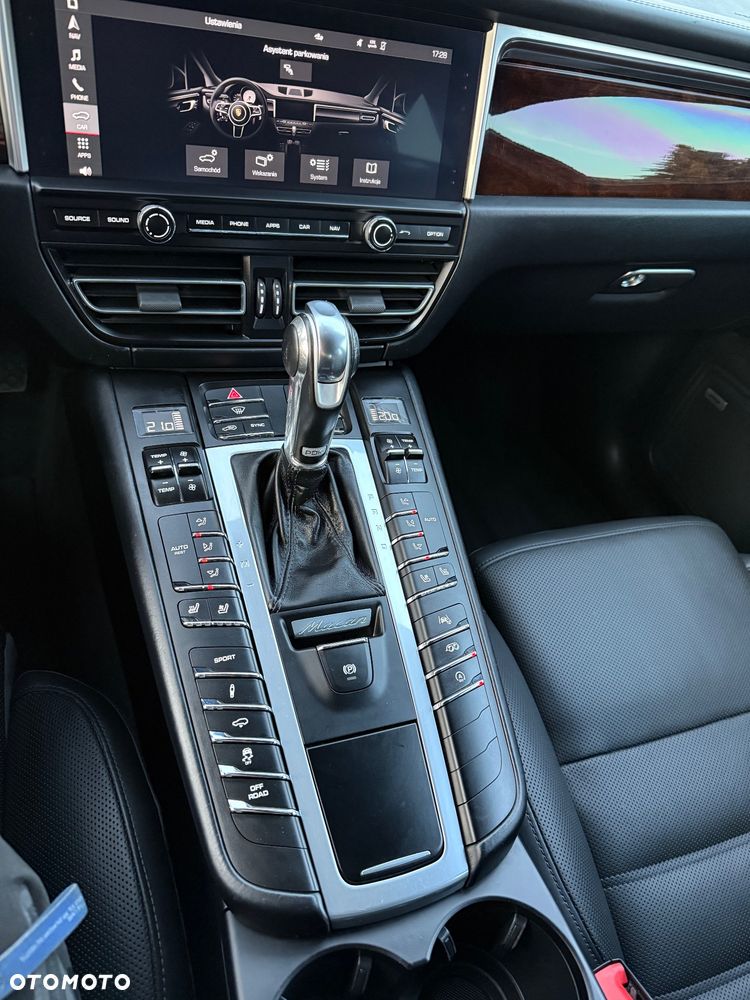 Porsche Macan - 19