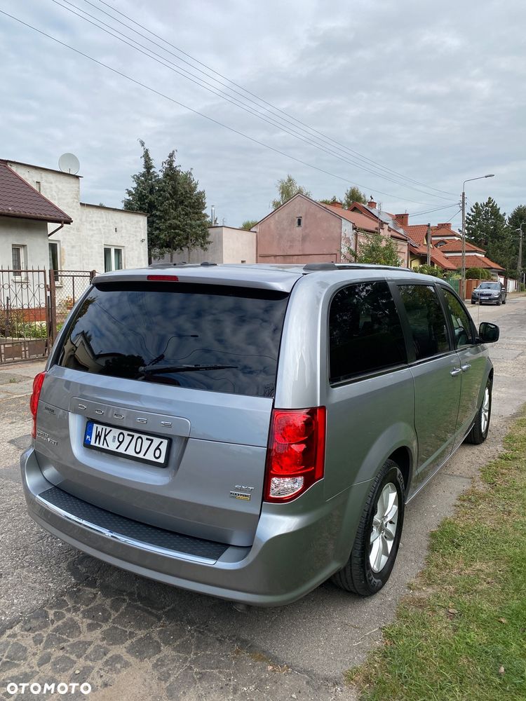 Dodge Grand Caravan - 14