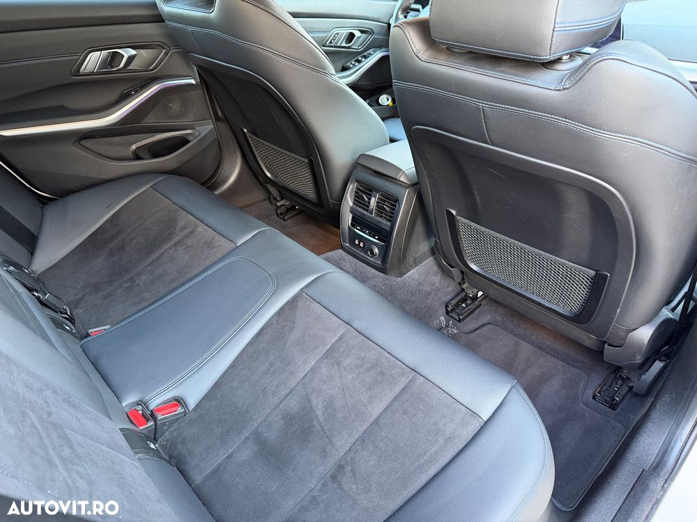 BMW Seria 3 320d Aut. Edition M Sport Shadow - 12