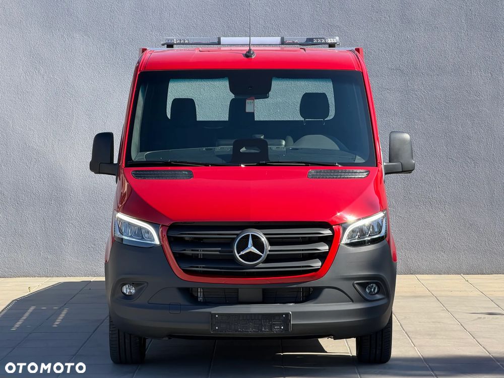Mercedes-Benz Sprinter - 2