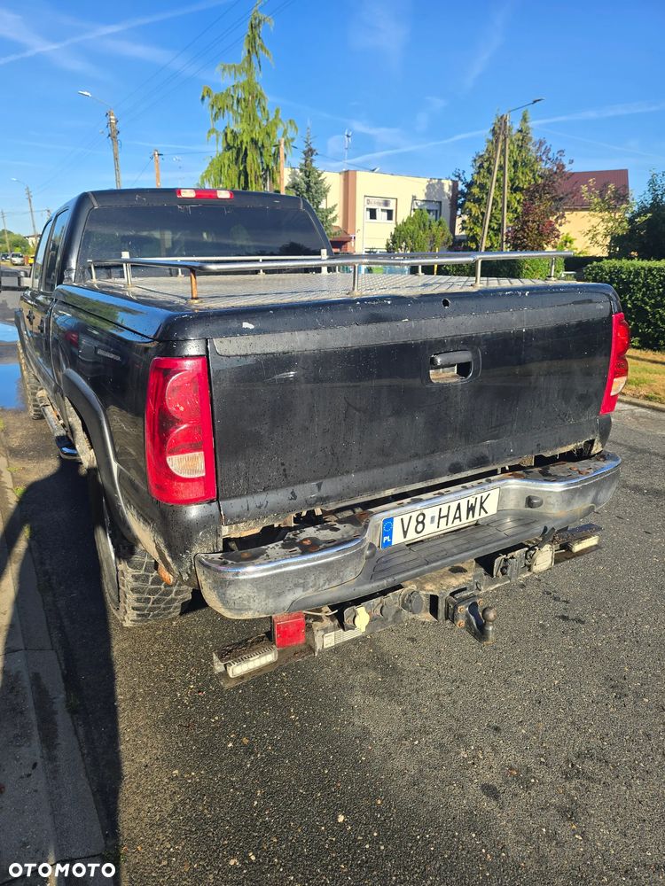 Chevrolet Silverado - 2