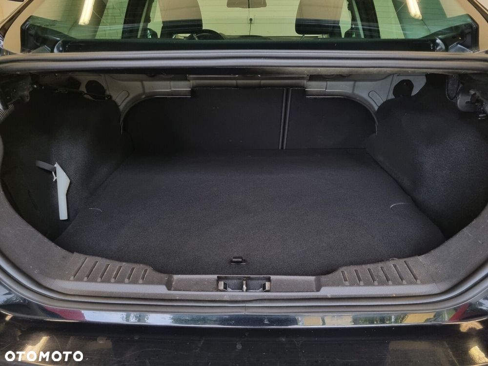Ford Focus 1.6 EcoBoost Trend - 24
