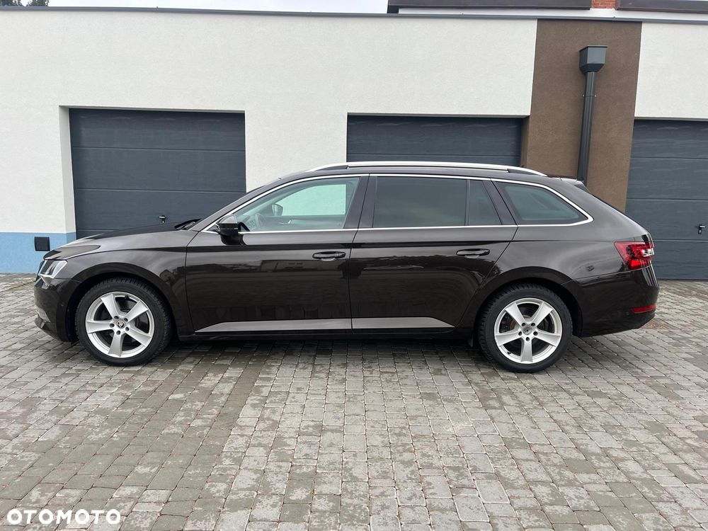 Skoda Superb 1.6 TDI GreenLine - 4