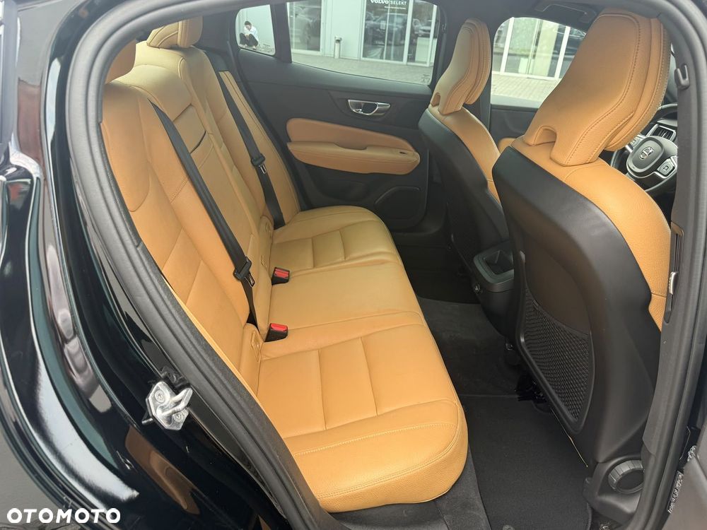 Volvo S60 - 32