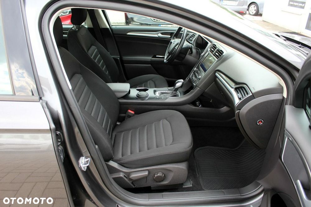 Ford Mondeo SW 2.0 Hybrid Trend - 10
