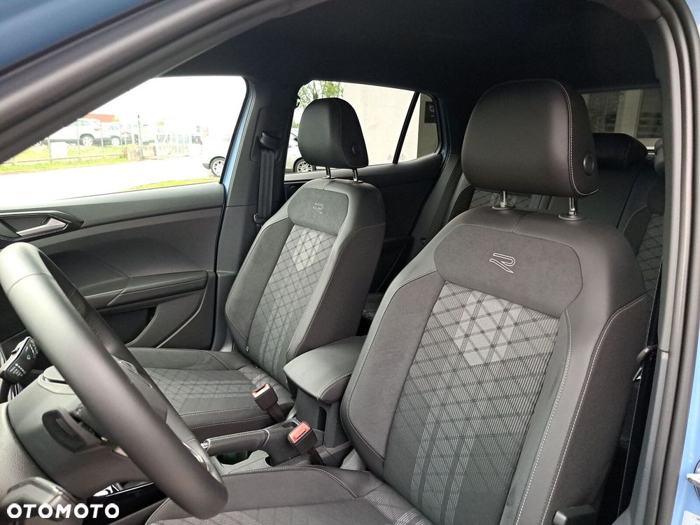 Volkswagen T-Cross - 18