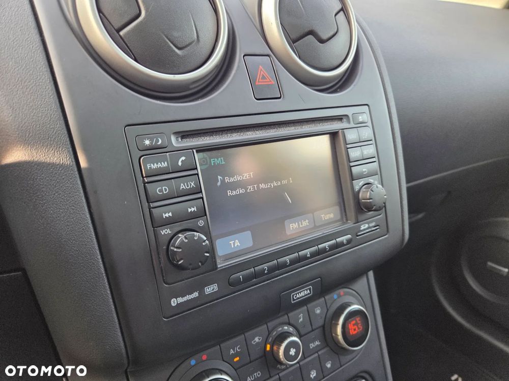 Nissan Qashqai 2.0 4 x 4 tekna - 22