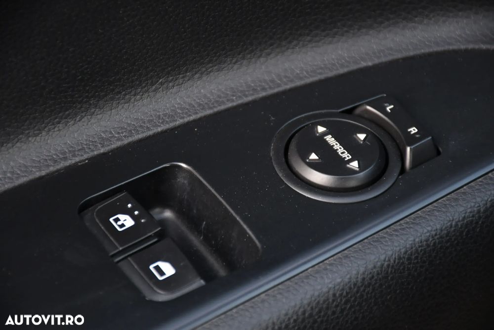 Kia Rio 1.4 CRDi 90 Platinum Edition - 19