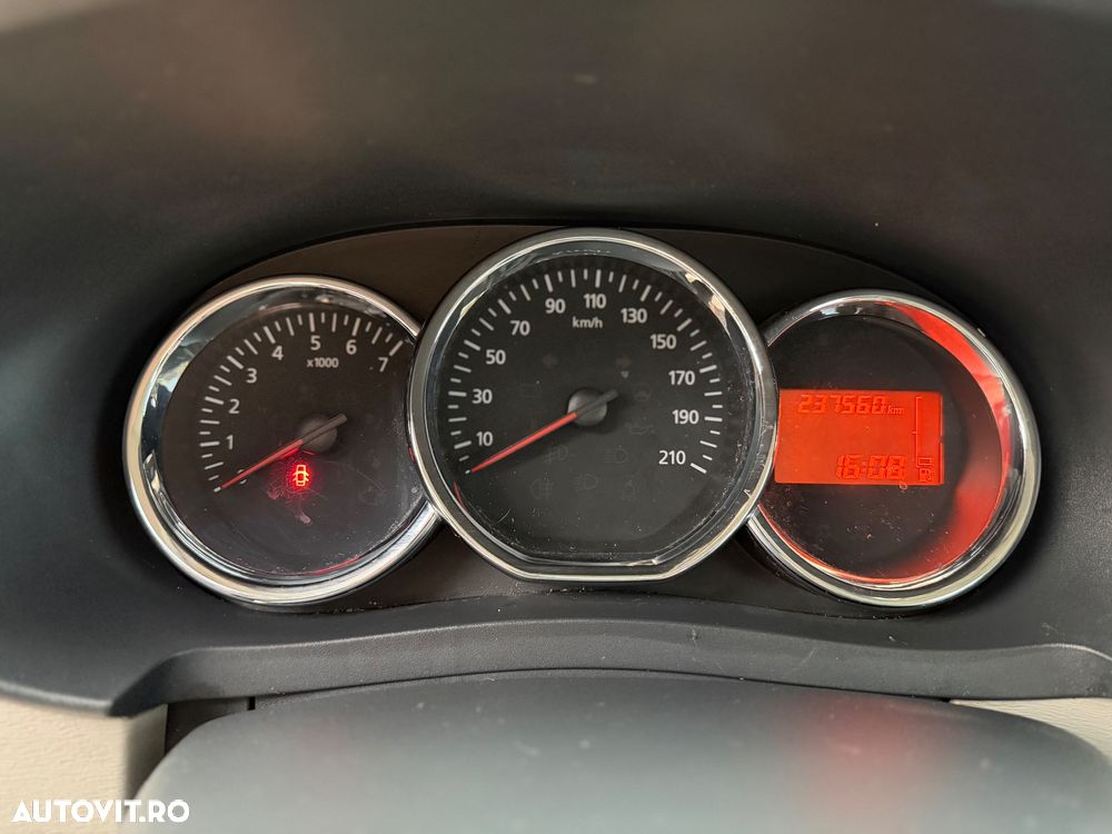 Dacia Lodgy dCi 110 Comfort - 13