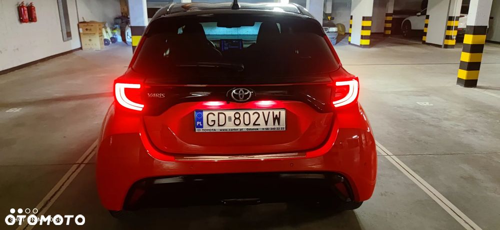 Toyota Yaris 1.5 Premiere Edition CVT - 21