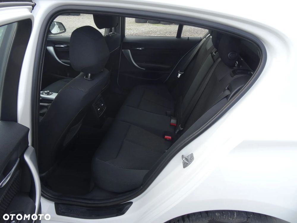 BMW Seria 1 116i Sport Line - 16