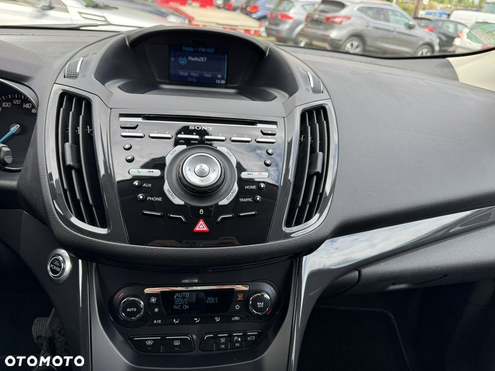 Ford Kuga - 27