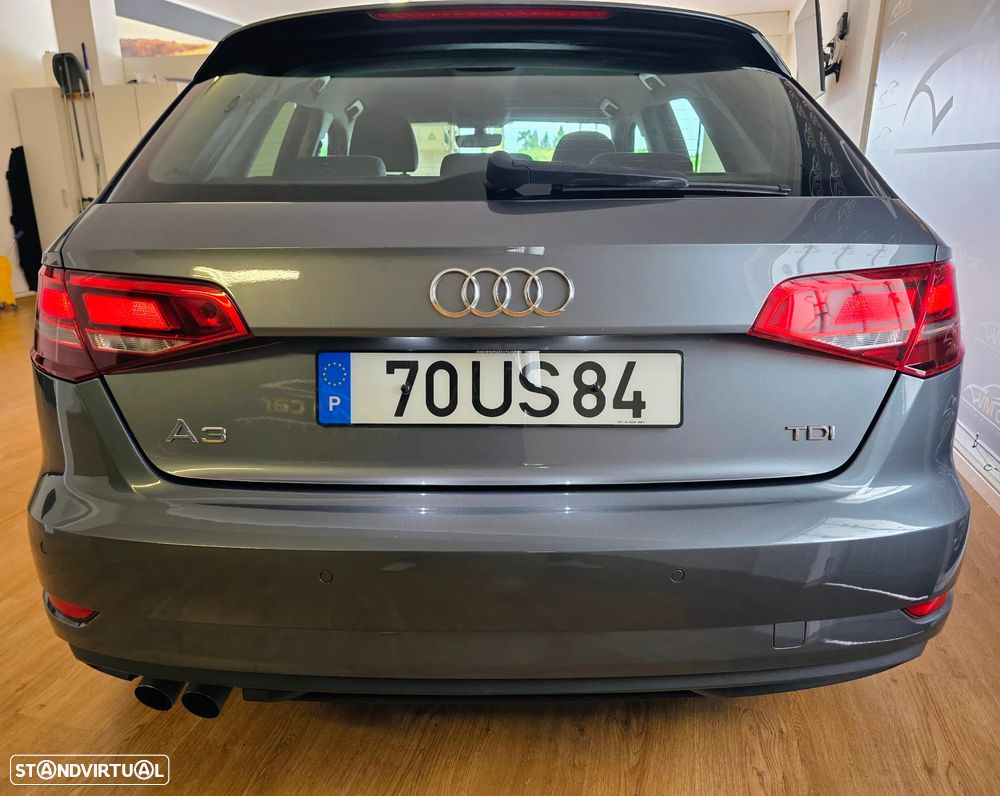 Audi A3 Sportback 2.0 TDI Design - 13