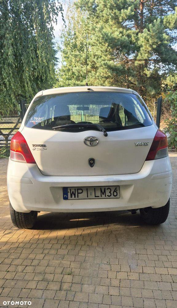 Toyota Yaris - 3