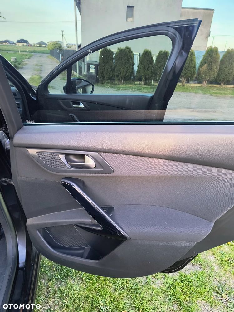 Peugeot 508 1.6 T Active - 21