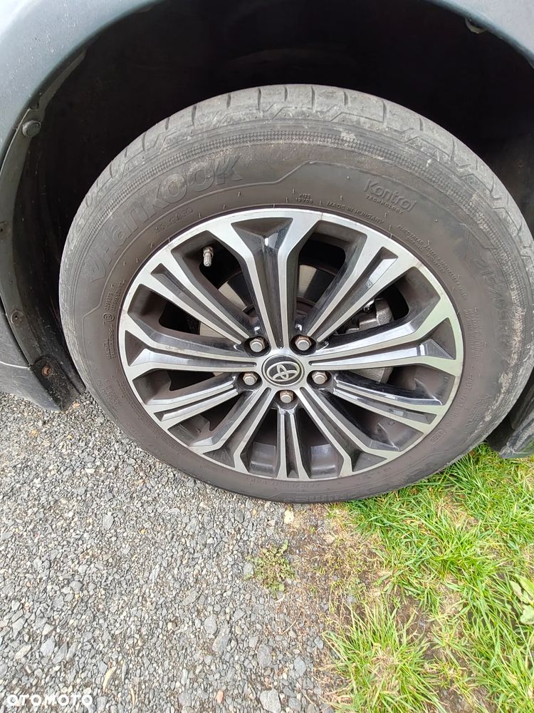 Toyota Avensis 2.0 Sol plus - 17