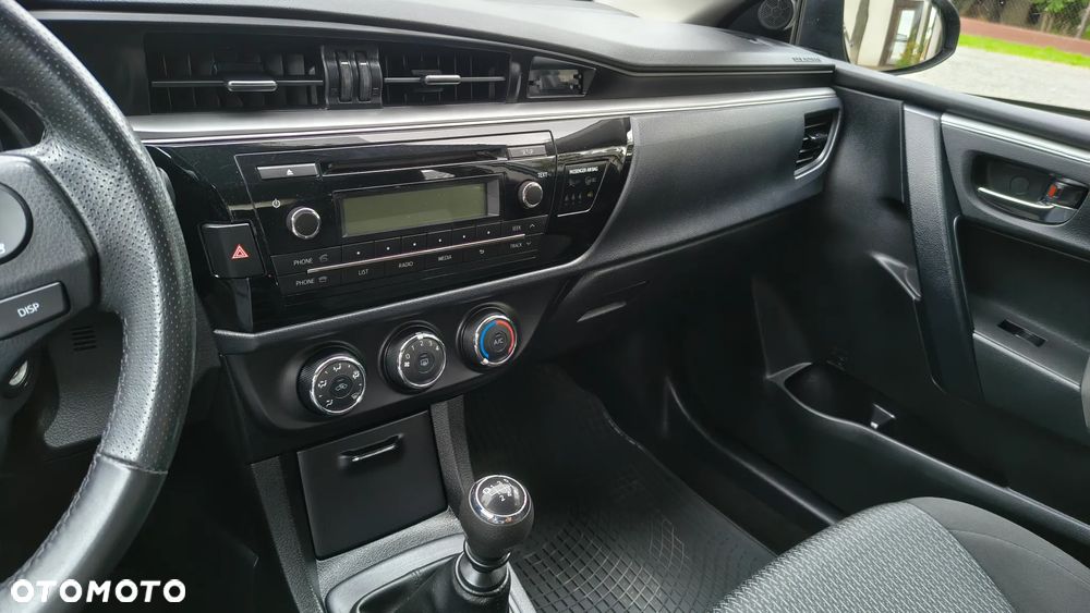 Toyota Corolla 1.6 Active - 16