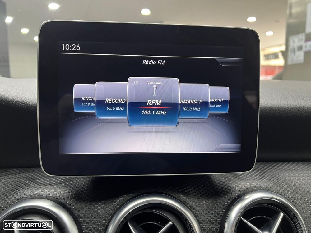 Mercedes-Benz A 180 d AMG Line - 31