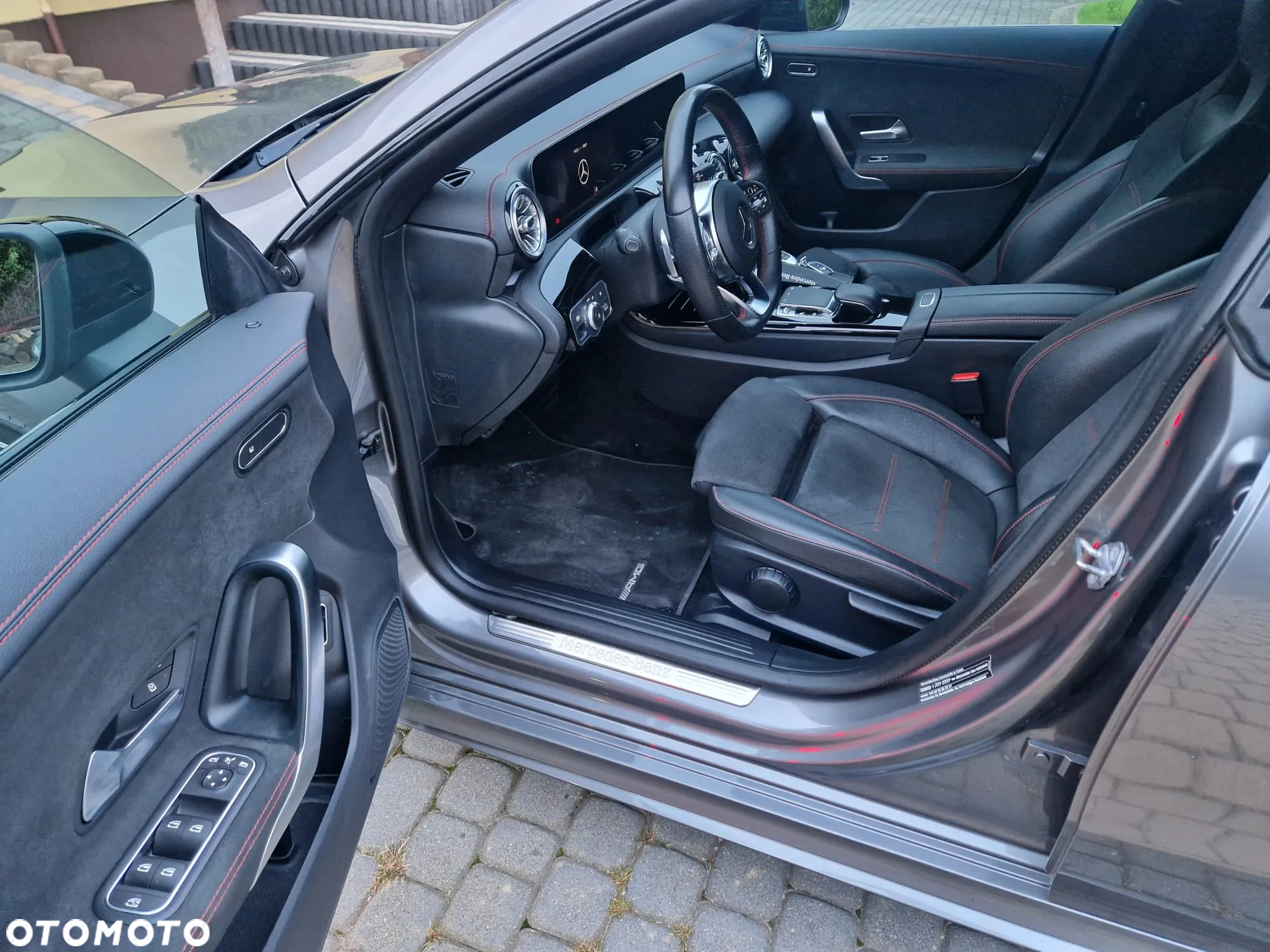 Mercedes-Benz CLA 220 Shooting Brake 7G-DCT AMG Line - 7