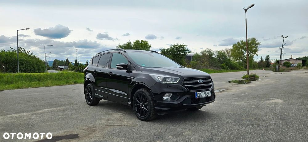 Ford Kuga 1.5 EcoBoost 2x4 ST-Line - 14
