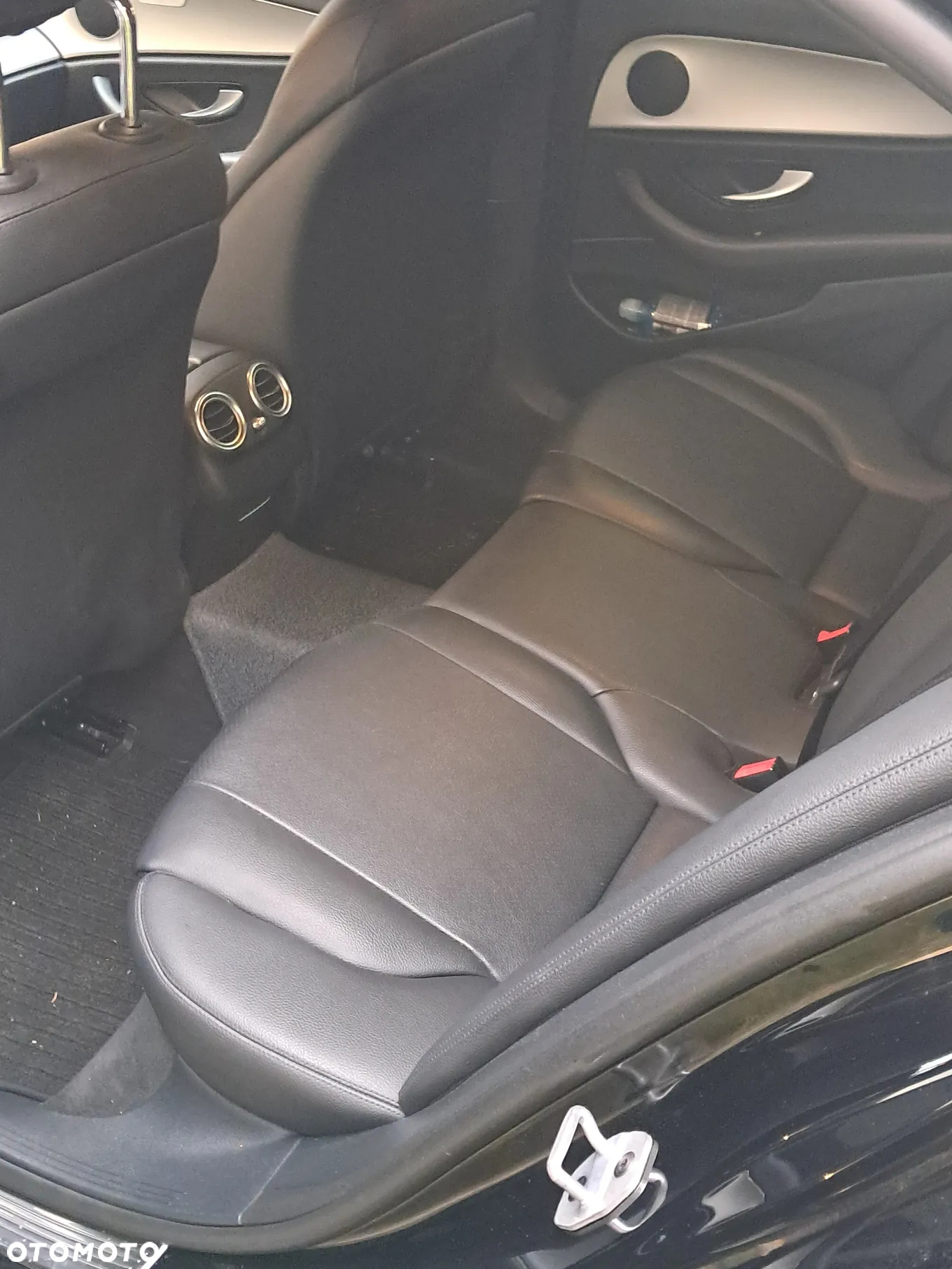 Mercedes-Benz Klasa E 200 d 9G-TRONIC - 16