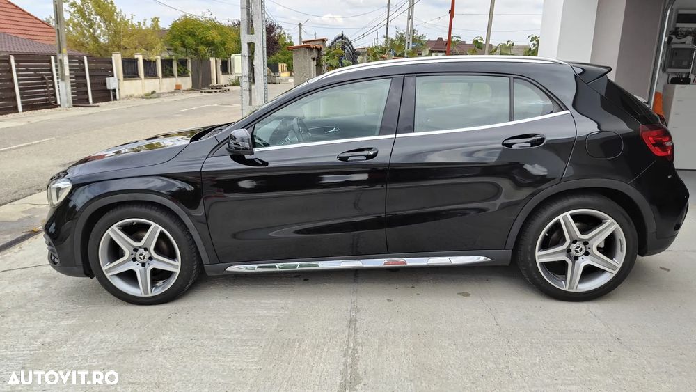 Mercedes-Benz GLA - 2