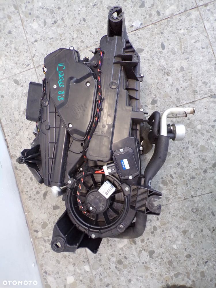 NAGRZEWNICA LAND ROVER SPORT CPLA-18B447-B - 3