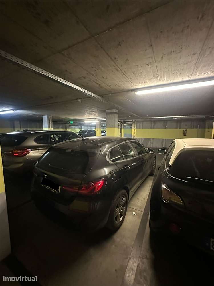 Apartamento T2 Mobiliado e Equipado com parqueamento na Alta de Lisboa - Grande imagem: 4/16