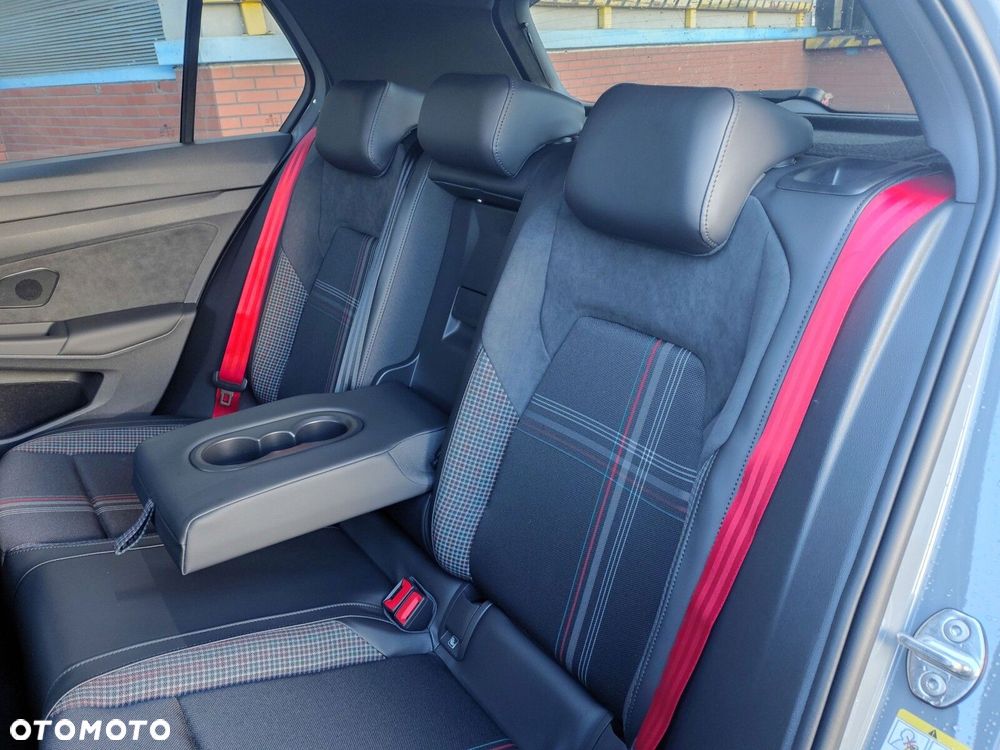 Volkswagen Golf 2.0 TSI GTI Edition 50 DSG - 17