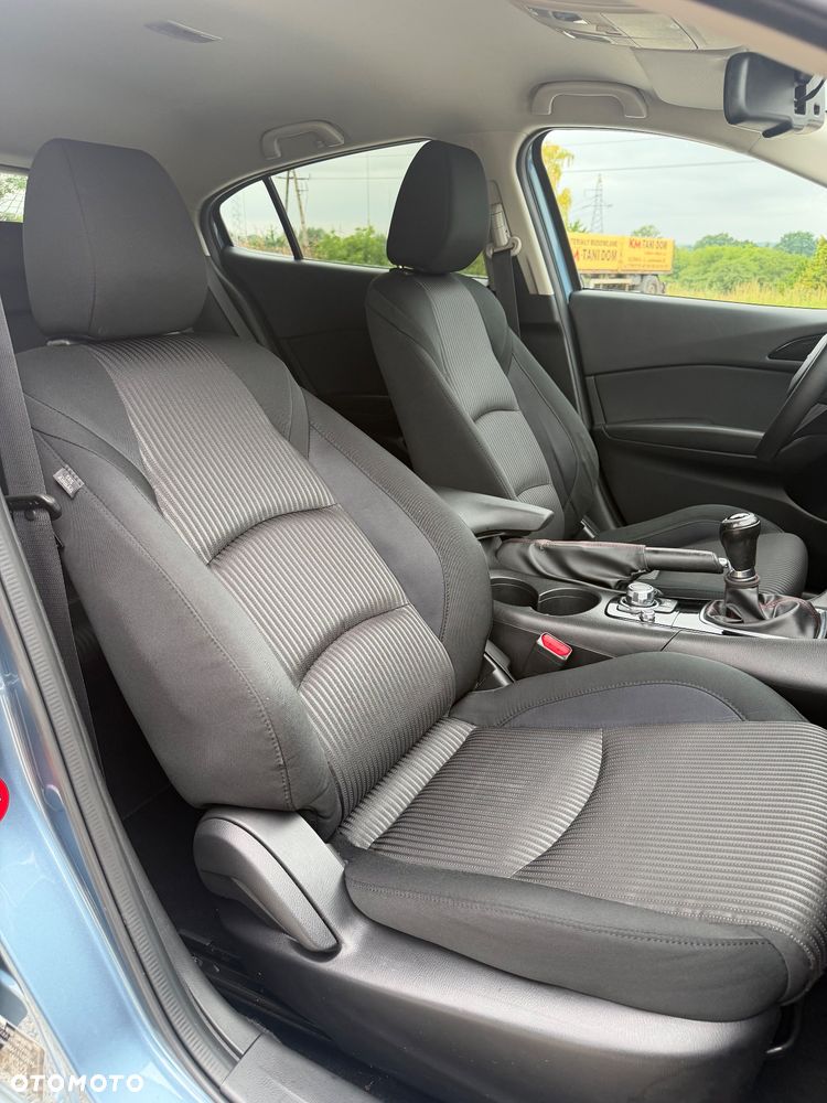 Mazda 3 SKYACTIV-G 120 NAKAMA - 27
