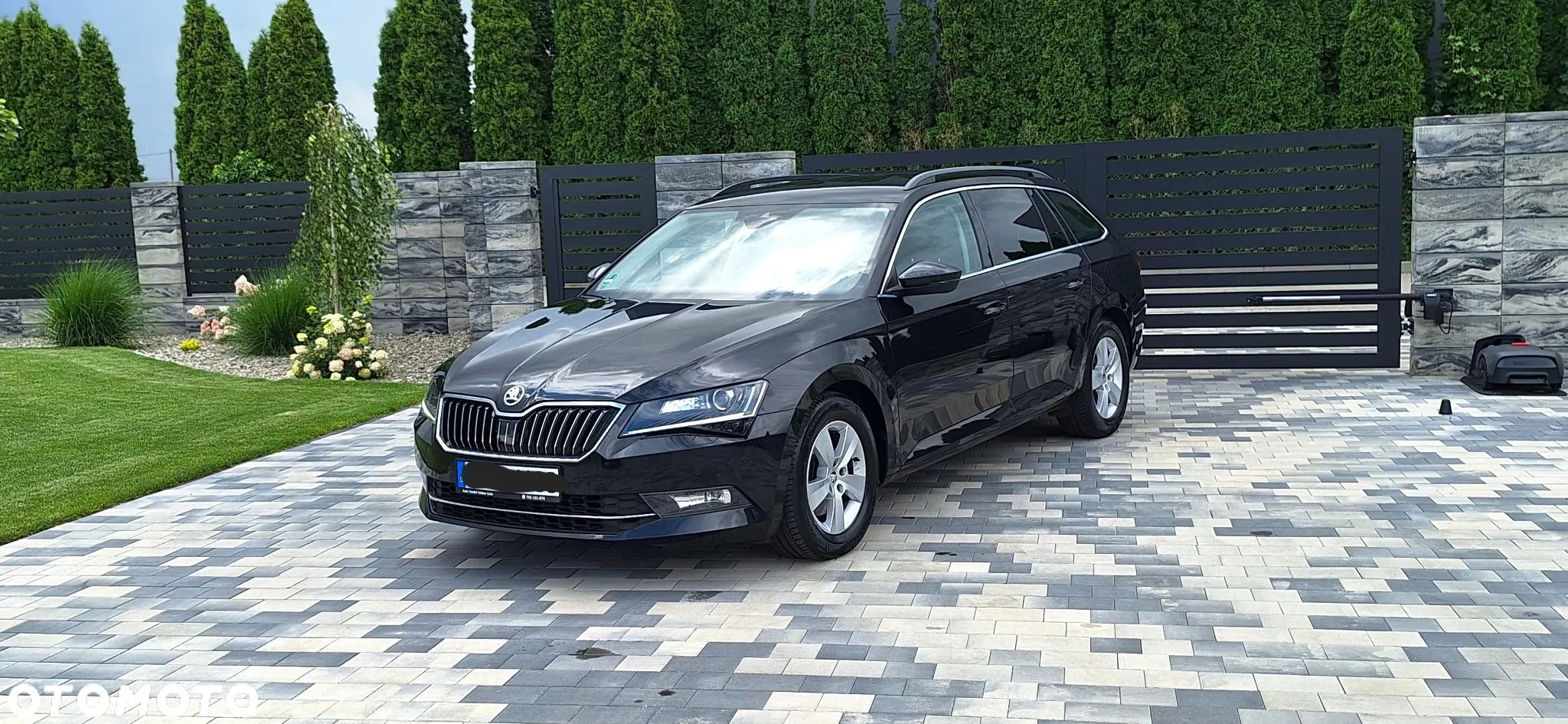 Skoda Superb - 1