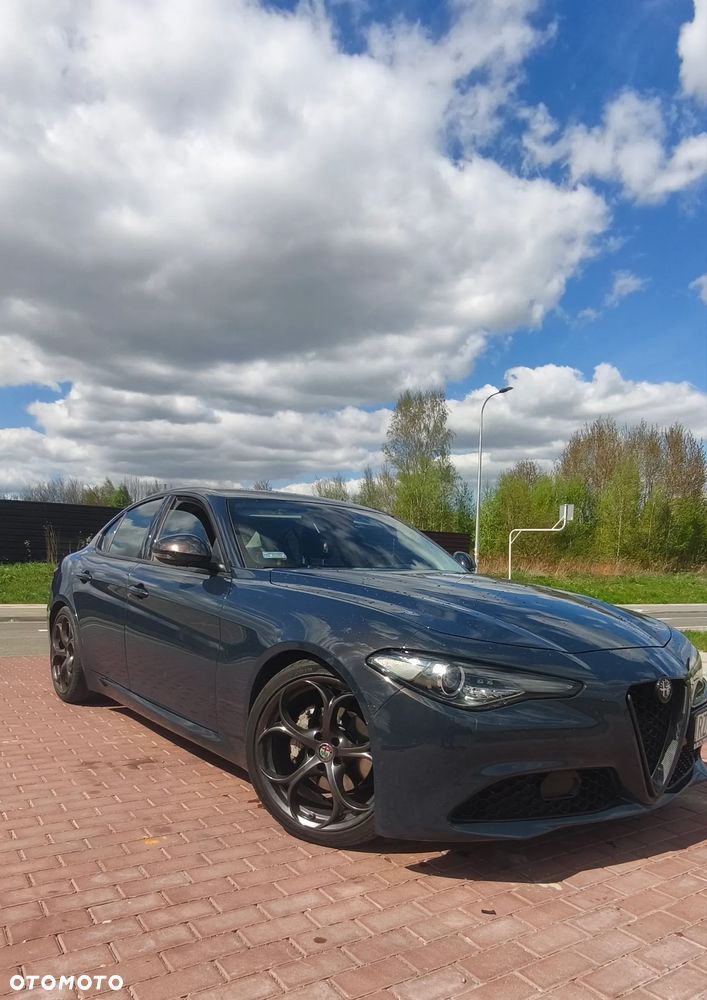 Alfa Romeo Giulia 2.0 Turbo TI Q4 - 4