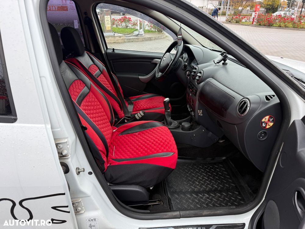 Dacia Duster 1.5 dCi 4x2 Ambiance - 8