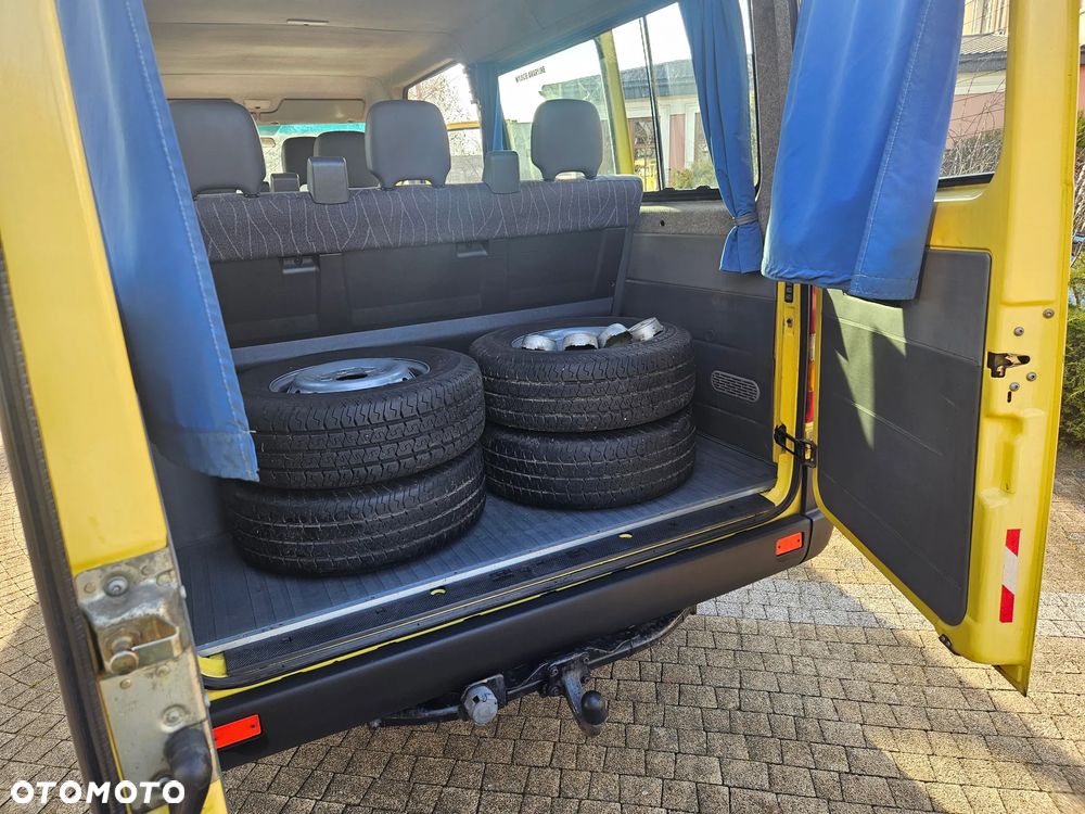 Mercedes-Benz Sprinter - 26