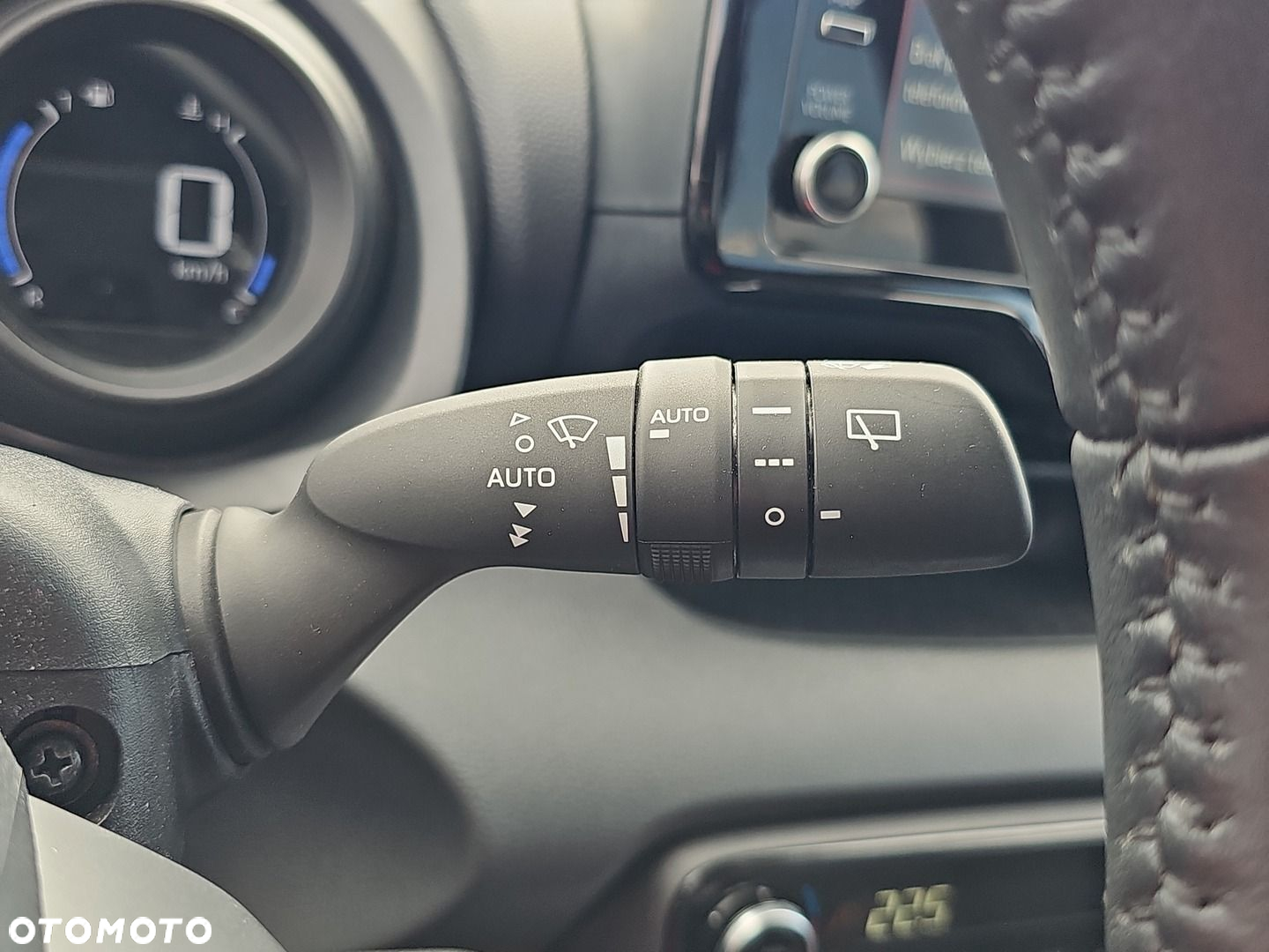 Toyota Yaris - 17
