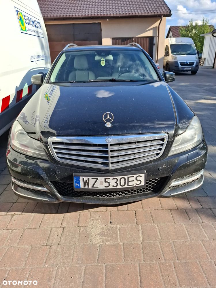Mercedes-Benz Klasa C 220 d 4-Matic 7G-TRONIC - 2