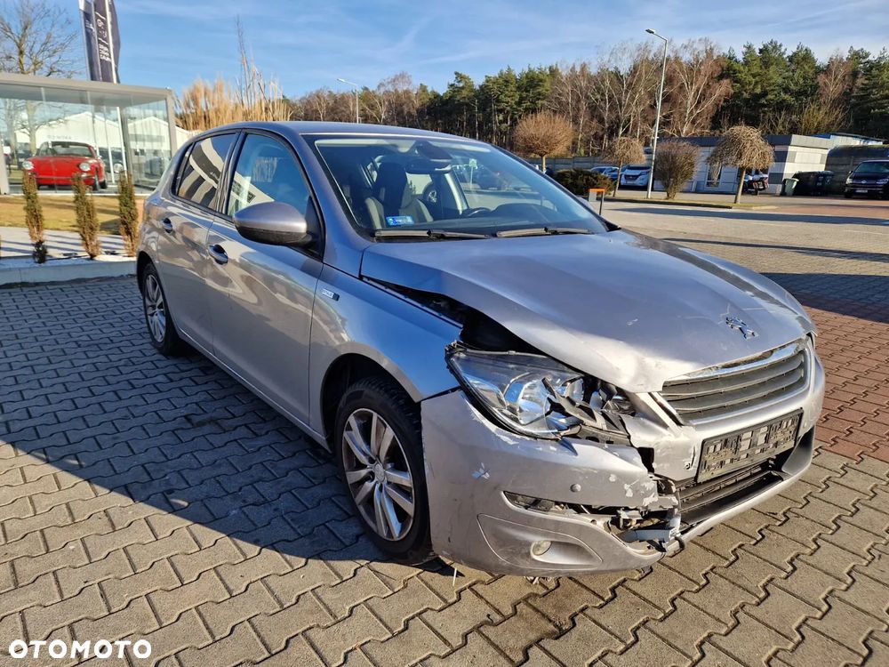 Peugeot 308 1.2 PureTech Allure S&S - 5