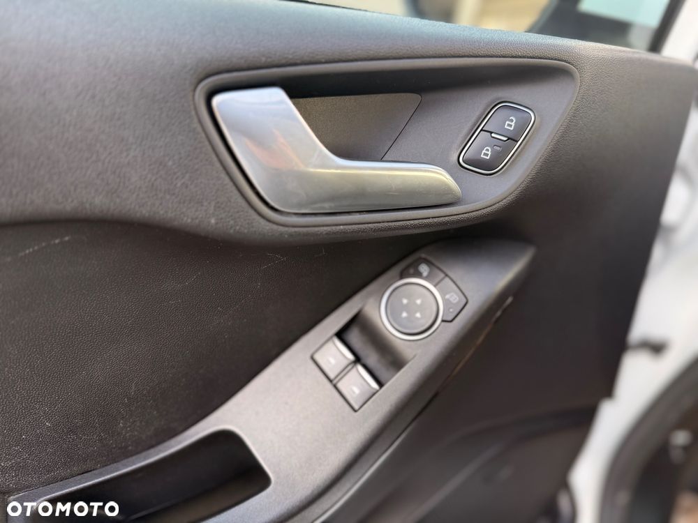 Ford Fiesta 1.1 COOL&CONNECT - 14