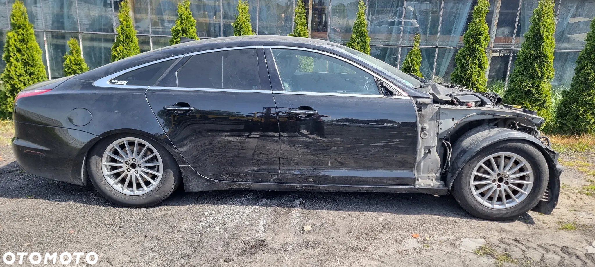 Jaguar XJ 3.0 D V6 LWB Premium Luxury - 10