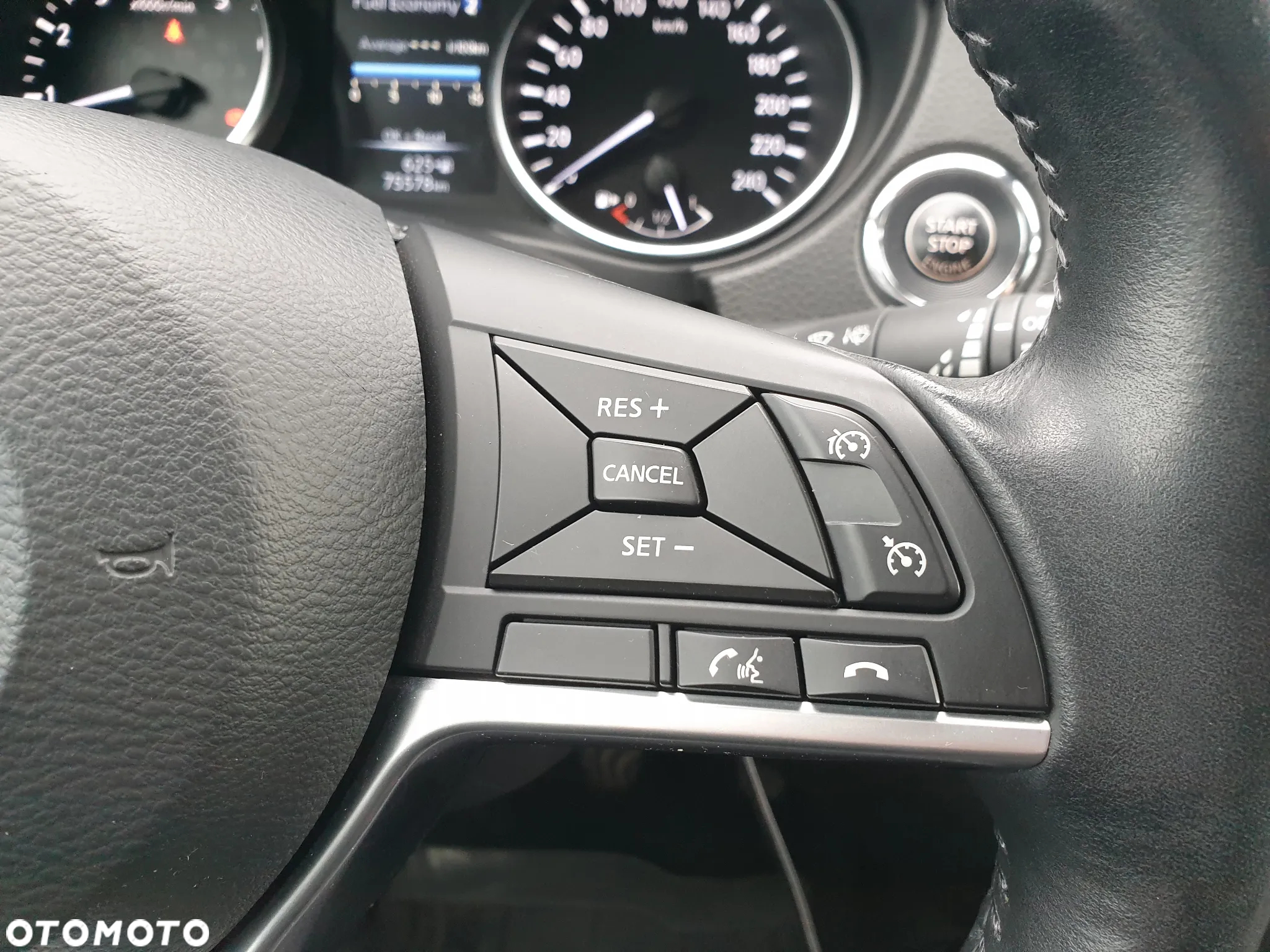 Nissan Qashqai 1.6 DIG-T N-Connecta - 4