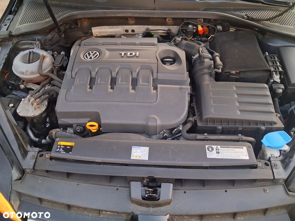 Volkswagen Golf 2.0 TDI BMT Comfortline EU6 - 16