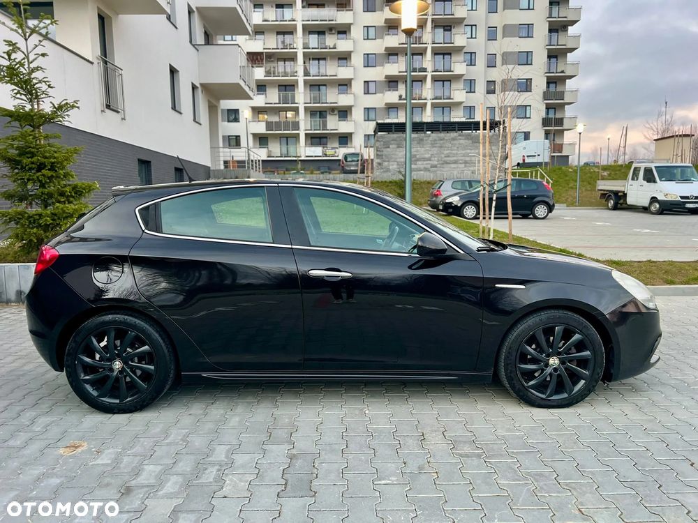 Alfa Romeo Giulietta 1.6 JTDM Distinctive - 4