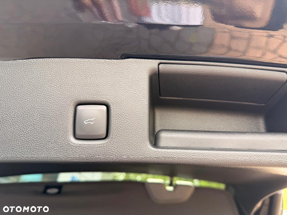 Ford Kuga - 22