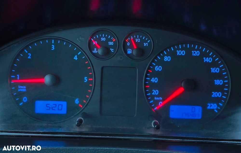 Volkswagen TRANSPORTER  T5, 1.9 tdi, 105cp, CLIMA, transmisie manuala, cruise control,  175.483  km,  2007, TVA , sep, finantare PJ si PF - 8