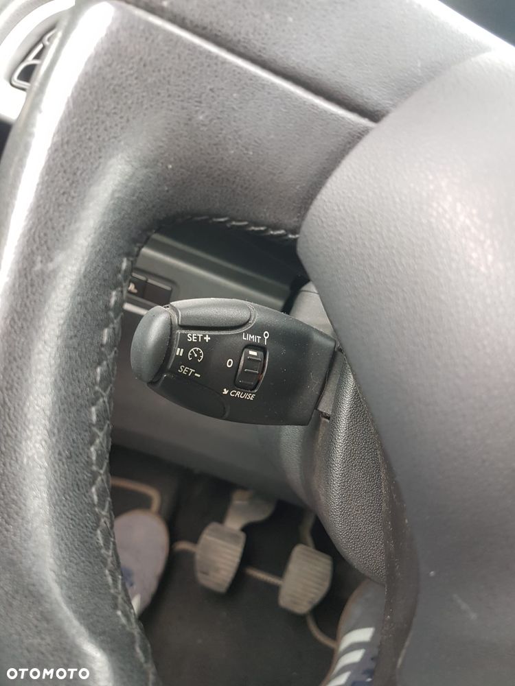 Citroën C3 VTi 95 Exclusive - 16