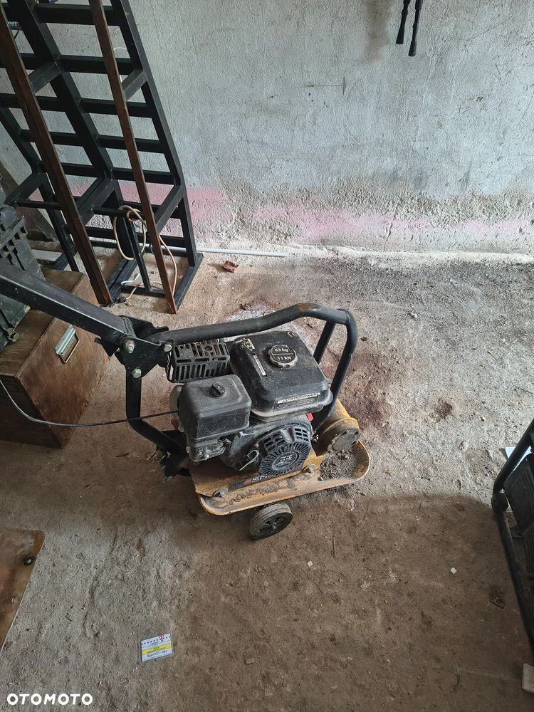 Yanmar SV15 - 12