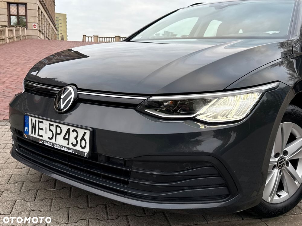 Volkswagen Golf VIII 2.0 TDI - 11