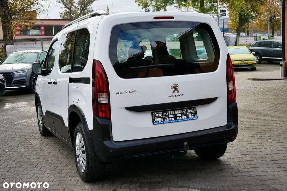 Peugeot Rifter - 4